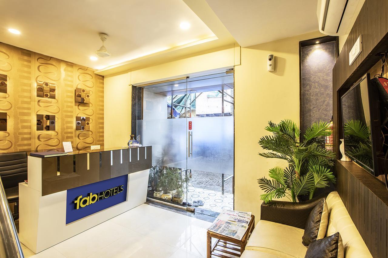 Hygienic Hotel Liberty Plaza Мумбаи Экстерьер фото